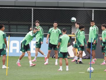 Jugadores de la Selección Nacional de México en el entrenamiento previo a la inauguración de la Copa Mundial de la FIFA 2026. XINHUA/F. Cañedo