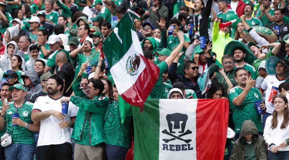 Los aficionados mexicanos vivieron un momento único este jueves en el Estadio Ciudad de México. SUN/L. Camacho