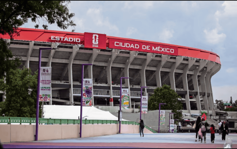 La emergencia ocurrió mientras miles de aficionados comenzaban a llegar al estadio para formar parte de la ceremonia inaugural y del primer encuentro de la justa mundialista. SUN/ARCHIVO