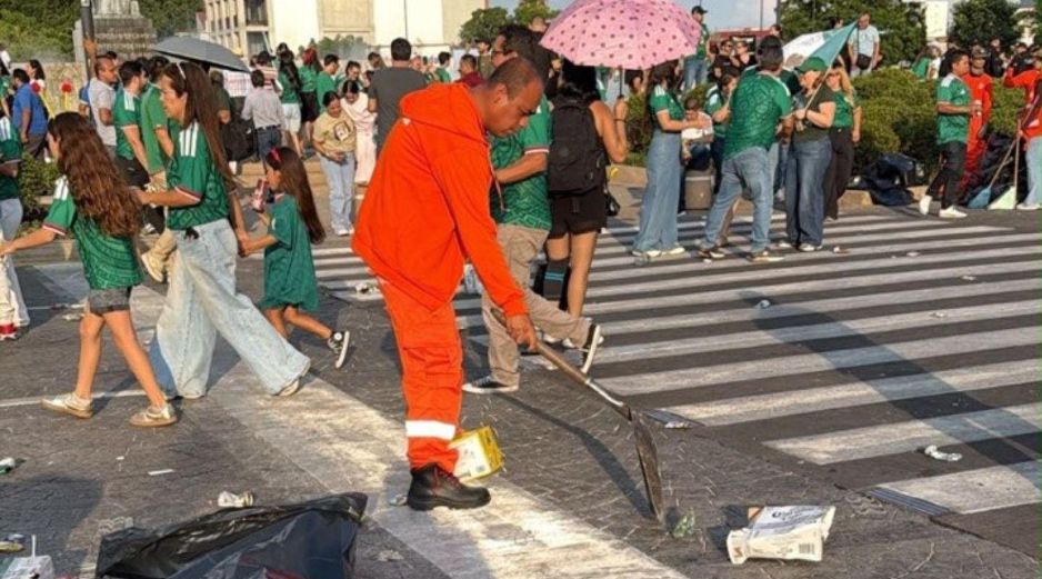 El Gobierno de Guadalajara implementó un operativo permanente para atender los residuos generados durante la jornada mundialista. CORTESÍA/AYUNTAMIENTO DE GUADALAJARA 