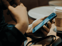 La urgencia de implementar nuevas herramientas de prevención responde a un repunte significativo en la incidencia delictiva, ya que durante el primer cuatrimestre de 2026, la Condusef documentó 55 mil 726 reclamaciones totales contra instituciones financieras, de las cuales 27 mil 862 estuvieron vinculadas a un posible fraude. CANVA
