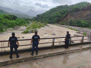 La crecida de un río fue la causa del fallecimiento de una persona en Oaxaca debido a las fuertes lluvias de "Boris". SUN/ESPECIAL
