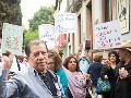 Un grupo de escritores se reunieron para protestar en contra de la secretaria de Cultura de la Ciudad de México. EL UNIVERSAL