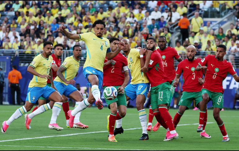 Brasil evitó la derrota gracias a Vinícius y Alisson, mientras Marruecos dejó escapar una victoria que mereció por su mejor funcionamiento. AFP.