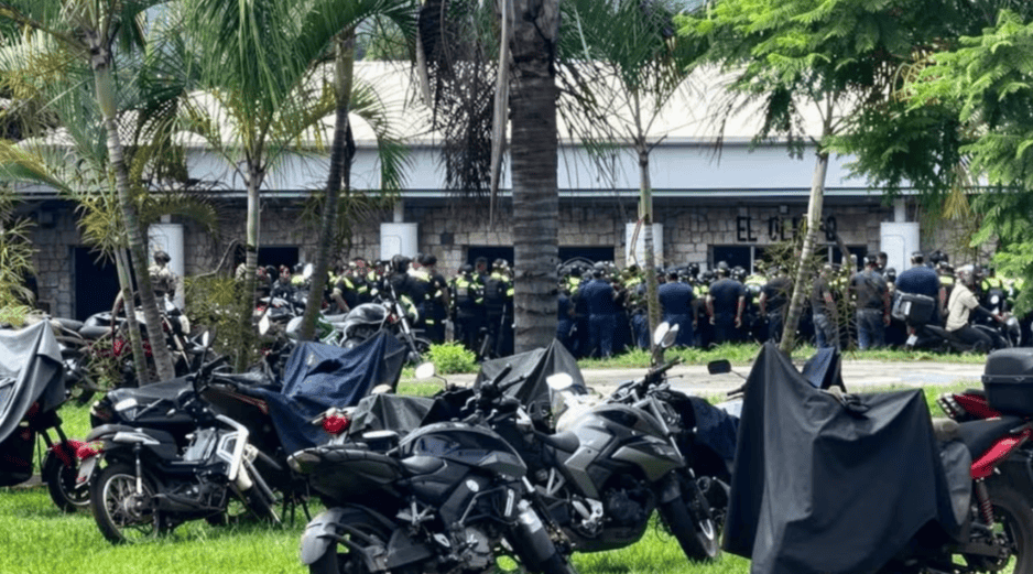 Los elementos denuncian adeudos, carencia de uniformes y escasez de municiones. ESPECIAL