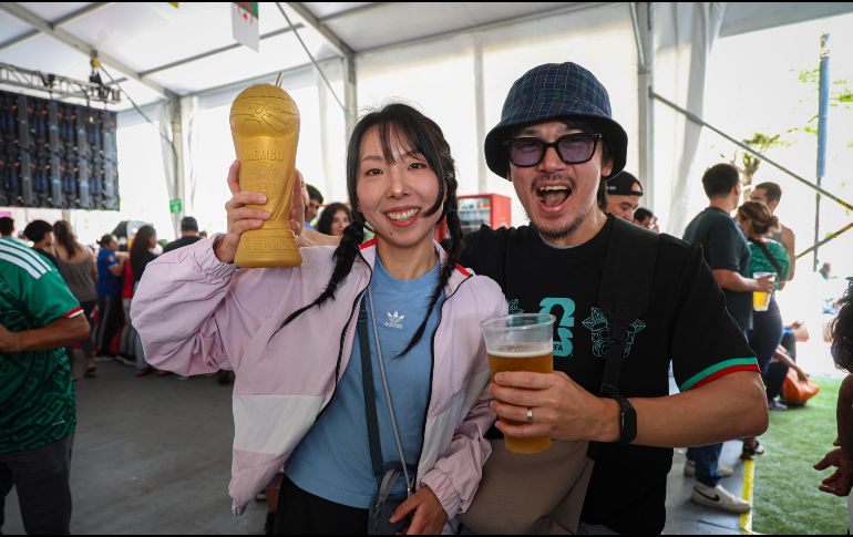 Aficionados disfrutan el partido de Japón contra Países Bajos en el Public Viewing de Zapopan. EL INFORMADOR / J. ACOSTA