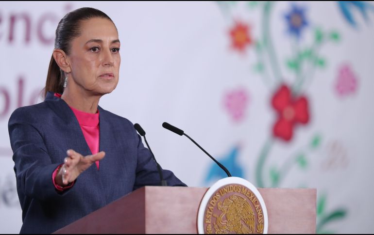 Claudia Sheinbaum consideró que los altos precios de los boletos y las dificultades de acceso para una parte de la población deben llevar a una reflexión dentro del futbol internacional y de los organismos que lo regulan. EFE / M. Guzmán