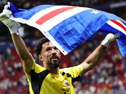 Conoce a Vozinha, el veterano guardameta de Cabo Verde que frustró a España en su debut mundialista. EFE / R. Wittek