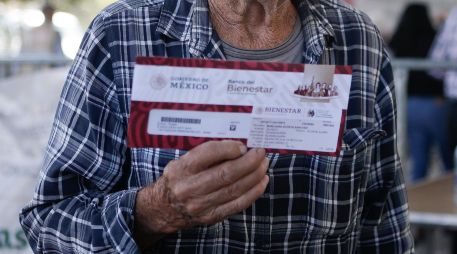 Contar con la tarjeta del Bienestar actualizada y con el NIP cambiado resulta indispensable para los derechohabientes. EL INFORMADOR/ARCHIVO