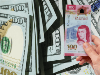 El valor del dólar de este martes se da luego de que el presidente de Estados Unidos, Donald Trump, afirmó hoy que considera posible concretar un acuerdo definitivo con Irán. ESPECIAL/ Unsplash