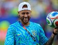 Neymar, de Brasil, sonríe antes del partido de la selección de su país ante Marruecos en el Mundial. AP / ARCHIVO