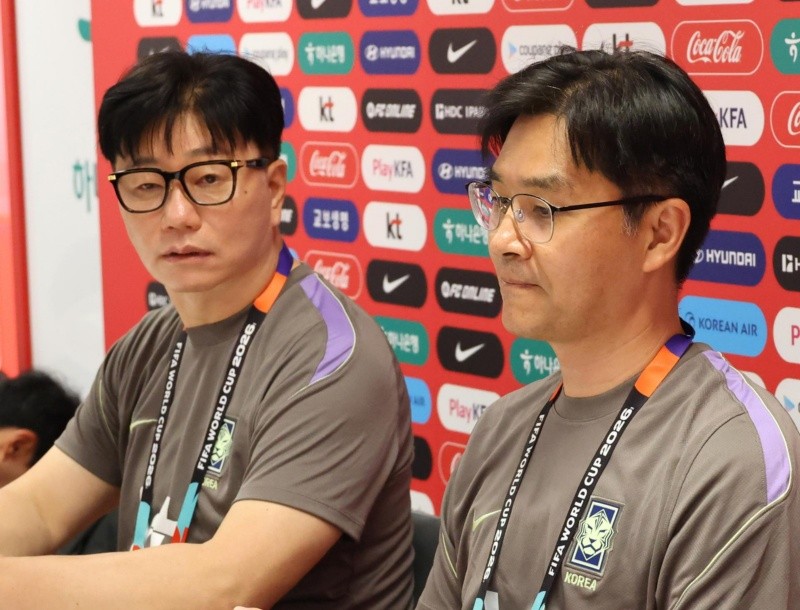 Los roces con la prensa coreana han ido de menos a más luego de una transmisión en vivo, durante el primer entrenamiento del equipo.  EFE / ARCHIVO &nbsp;