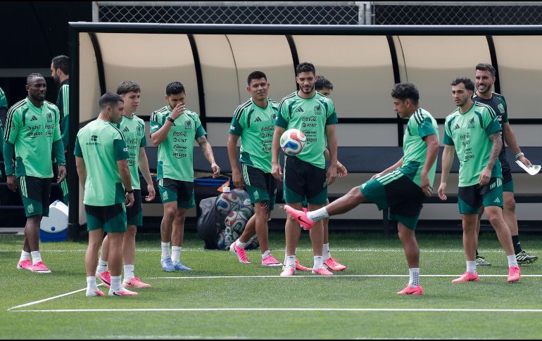 México sale del Estadio Ciudad de México para buscar una victoria en Zapopan. EFE / Isaac Esquivel