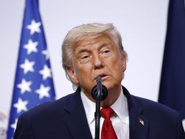 El presidente estadounidense propuso un pacto de desnuclearización entre Estados Unidos, Rusia y China. EFE/Y. Valat