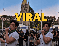 Un coreano decidió robarse el espectáculo en las calles del Centro de Guadalajara de una manera muy peculiar, con su hermosa voz. FACEBOOK / JJUN COREANO