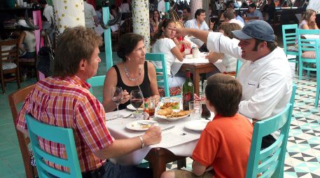 Restaurantes, alimentos y entretenimiento serán los sectores con mayor movimiento económico. EL INFORMADOR/ARCHIVO