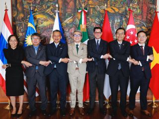 En la reunión, Roberto Velasco subrayó la importancia de la reciente adhesión de México al Tratado de Amistad y Cooperación en el Sudeste Asiático. CORTESÍA/ Secretaría de Relaciones Exteriores