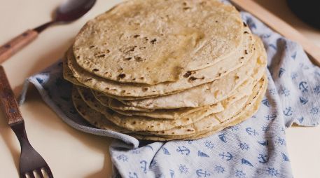Si notas manchas rosas en tus tortillas, estás ante una señal que no debes ignorar, ¿pero por qué? ESPECIAL/PIXABAY