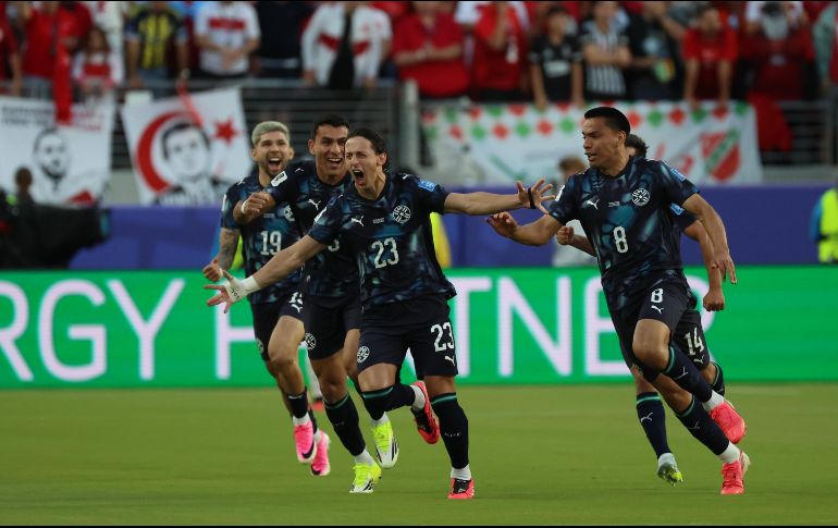 Matías Galarza celebra el gol de la victoria. EFE/M. Gutiérrez