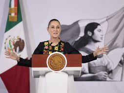 A través de un mensaje en redes sociales, la Jefa del Ejecutivo le deseó a los más de 21 millones de hombres que son padres en México, un día lleno de alegría, abrazos y mucho cariño. EFE/J. Méndez