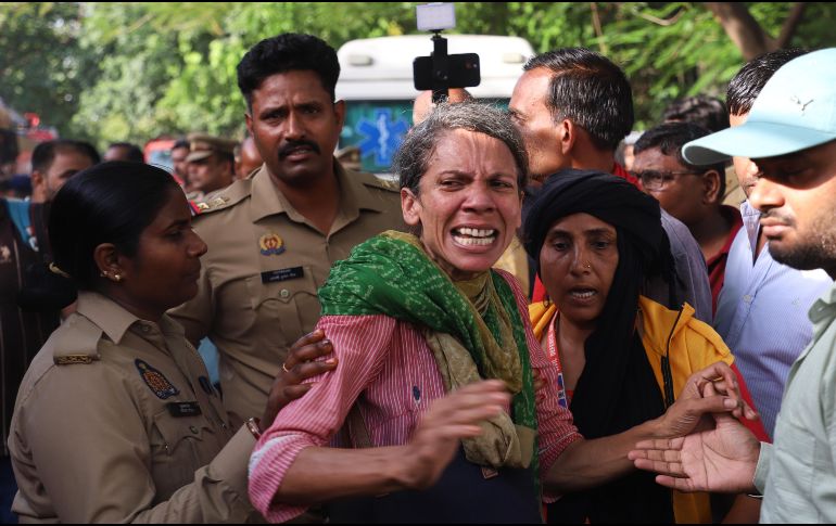 Funcionarios indios señalaron que al menos 10 personas fueron rescatadas de Lucknow. AP/S. Kumar
