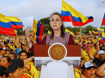 Ante el avance del derechista Abelardo de la Espriella en las elecciones presidenciales de Colombia, la Presidenta Claudia Sheinbaum Pardo pidió esperar al conteo final. EFE / ARCHIVO / J. Méndez