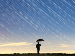 A diferencia de otros eventos astronómicos, no se requieren telescopios ni binoculares. CANVA