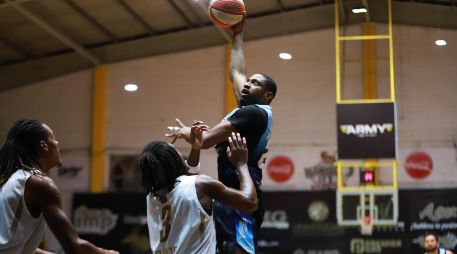 Tyran Tyroon De Lattibeaudiere fue el mejor anotador de Jalisco y MVP del juego al encestar 23 puntos. CORTESÍA/Charros de Jalisco