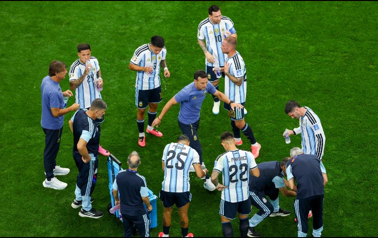 La mayor controversia del Mundial 2026 ha sido la introducción de pausas de hidratación en todos los encuentros, independientemente de la sede o las condiciones climáticas. EFE / Mariscal