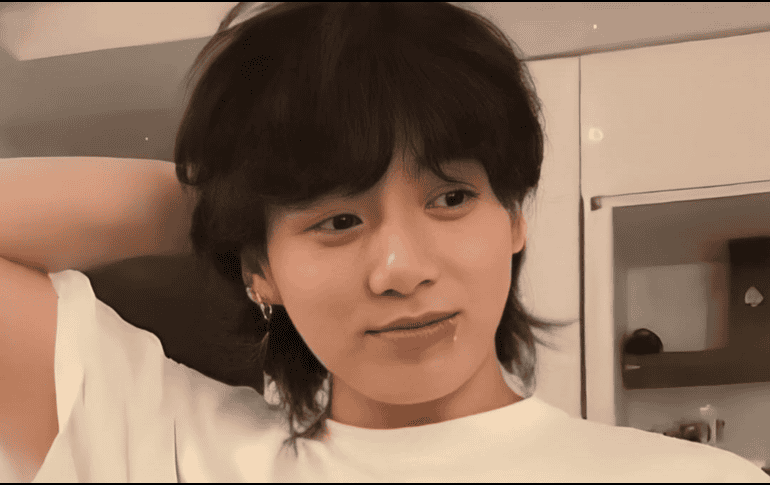 Logró acceder al interior de la propiedad aprovechando que una puerta lateral permanecía abierta durante la entrada y salida de un repartidor. INSTAGRAM / @jeonjungkook