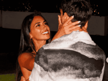 Junto al álbum, la empresaria rosarina escribió un mensaje cargado de cariño que rápidamente se volvió viral entre los seguidores del futbolista. ESPECIAL/ INSTAGRAM/ antonelaroccuzzo