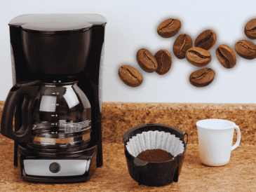 La recomendación oficial y unánime de los baristas profesionales es preparar únicamente la cantidad exacta de café que se va a consumir. ESPECIAL / CANVA