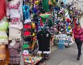 A diferencia de las cadenas modernas de supermercados, el canal tradicional e informal está experimentando un incremento en sus ventas por unidad. EFE/E. Guerra