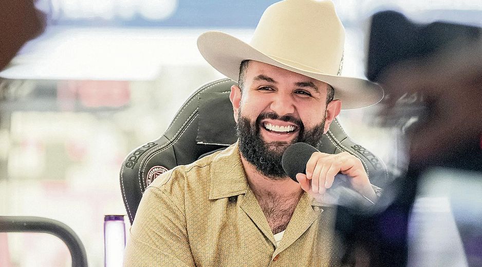 El cantante mexicano inaugurará el Nu Stadium como recinto para espectáculos musicales. EFE