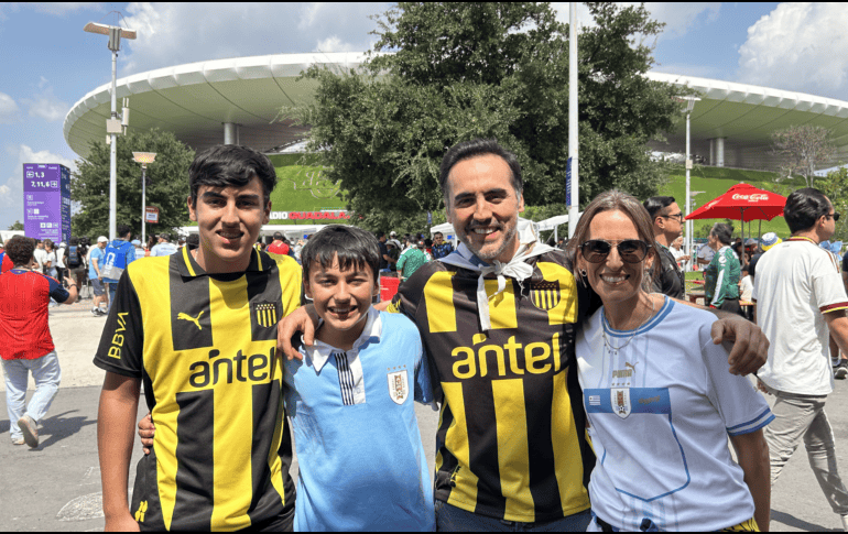 Juan Pablo, Faustino,  María Noel y Franco; de Montevideo a la perla tapatía. EL INFORMADOR / L. ASCANIO