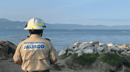 el personal de la Comandancia Regional en Puerto Vallarta reportó que el equipo de búsqueda de la SEMAR atrapó al cocodrilo y recuperaron el cuerpo del joven. ESPECIAL