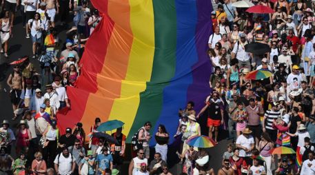 El diseño de la bandera LGBTIQ+ data del año 1978. EFE/Z. Kocsis