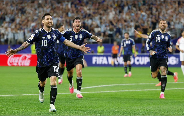 Argentina avanzó a la fase de eliminación directa como líder de su grupo y enfrentará a Cabo Verde en los dieciseisavos de final. EFE.