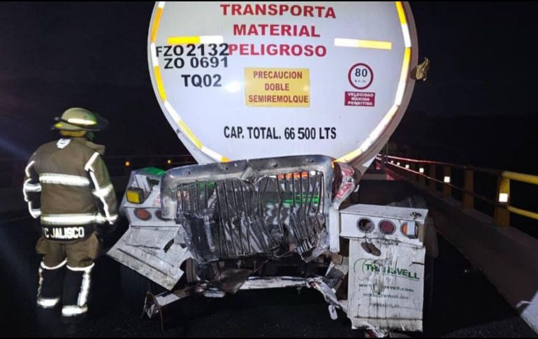Autoridades mantienen labores de saneamiento y seguridad tras el accidente. UEPCBJ
