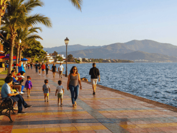 Este sábado es el momento ideal para redescubrir el Lago de Chapala. ESPECIAL / CANVA