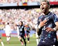 La Albirroja avanzó a octavos de final y firmó la mayor campanada del torneo al dejar fuera a una de las favoritas al título. EFE