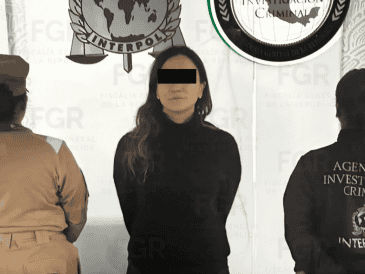 Según la Fiscalía, la mujer pudo "convertirse en beneficiaria de una empresa, a través de la cesión de los derechos que le realizó Emilio 