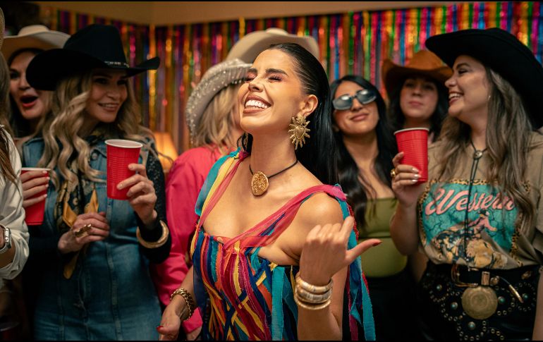 Adriana Ríos continúa consolidando su trayectoria en el regional mexicano con un tema que mezcla ritmos tradicionales. ESPECIAL