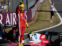 El inglés Lewis Hamilton (Ferrari) saldrá primero en la carrera sprint del Gran Premio de Gran Bretaña 2026. AP / D. Bandic