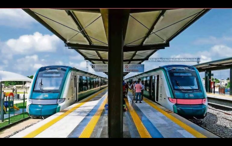 La situación al interior de los vagones del Tren Maya provocó crisis nerviosas y constantes reclamos de los pasajeros. SUN/ESPECIAL