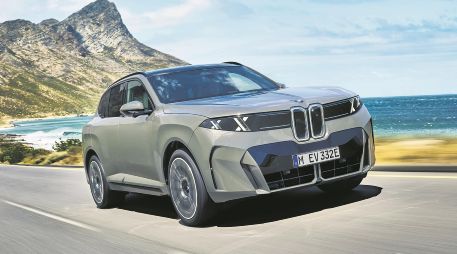 La nueva X5 apuesta por una imagen completamente renovada y una gama mecánica que permite al cliente elegir entre combustión, híbrido enchufable o propulsión totalmente eléctrica. ESPECIAL