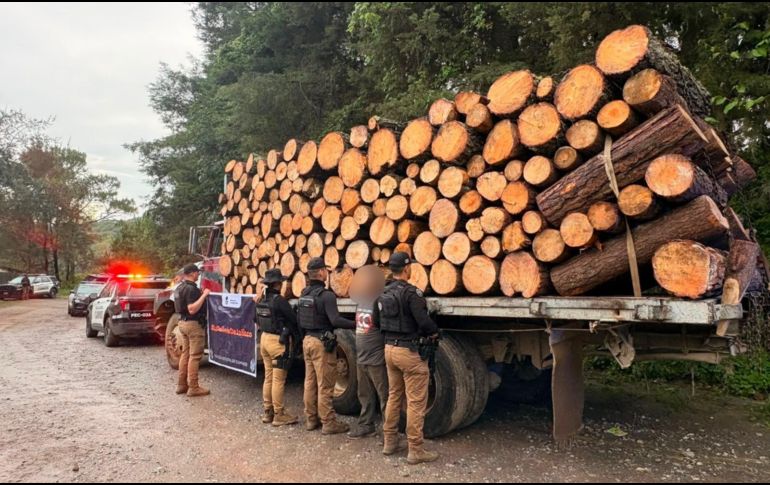 Las autoridades señalaron que continuarán con los operativos de supervisión en las carreteras estatales. ESPECIAL
