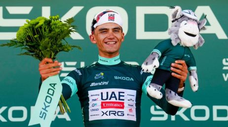 El triunfo representa un nuevo paso en la trayectoria del mexicano, quien llegó al Tour después de consolidarse como una de las principales cartas del UAE Team Emirates-XRG EFE / A. García