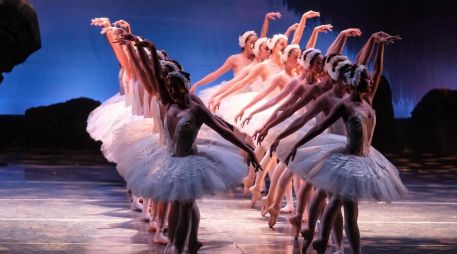 Para el Ballet de Jalisco, montar El lago de los cisnes también representa uno de los mayores desafíos de su repertorio. ESPECIAL / BALLET DE JALISCO