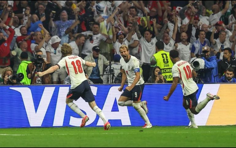 México luchó hasta el final, pero cayó 3-2 ante Inglaterra y quedó eliminado del Mundial tras pagar caros sus errores defensivos. EL INFORMADOR/ A. NAVARRO.